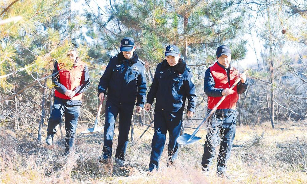 ͼƬšز̼ɳϻԱչŲ鹤