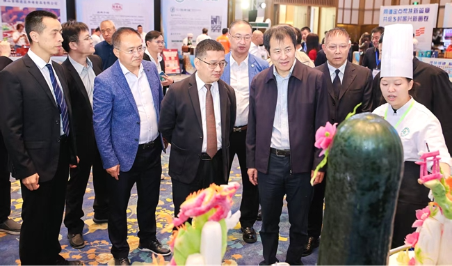 甘肃药食同源产品香飘顺德 陇企借力民营餐饮大会拓商机