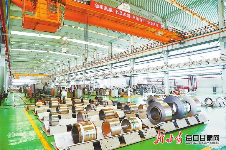 【在继往开来中奋勇争先 决胜“十四五” 迈向“十五五”】苦干实干争先进位——“十四五”甘肃经济社会高质量发展综述