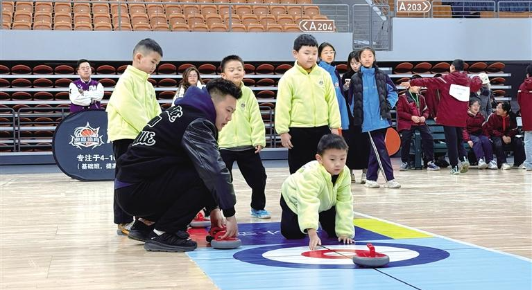 ½�ر����߽�����У԰��ѧ��