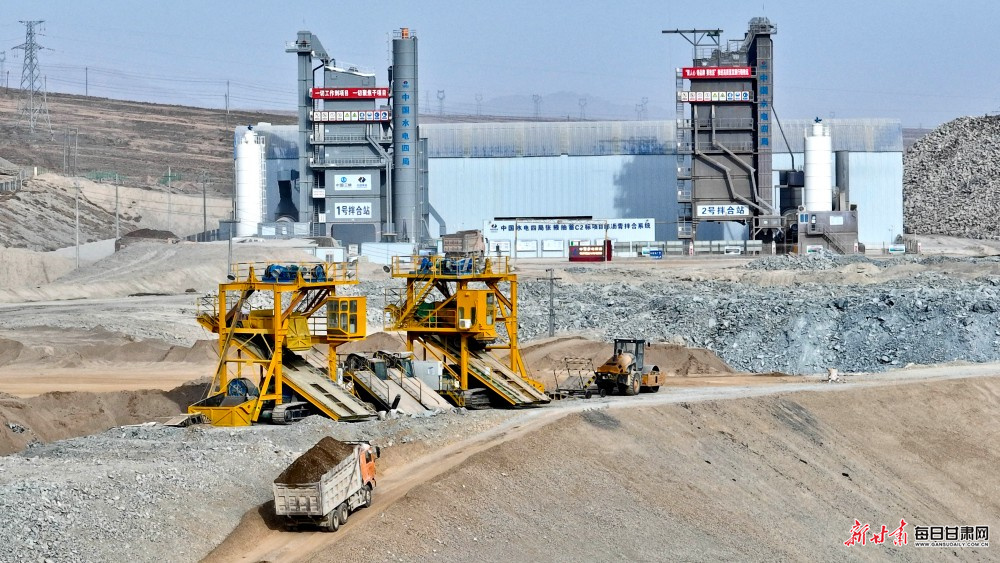 �����ڸϽ��� ��Ҵ�̵�ɽ��վ������ɫ��Դ����