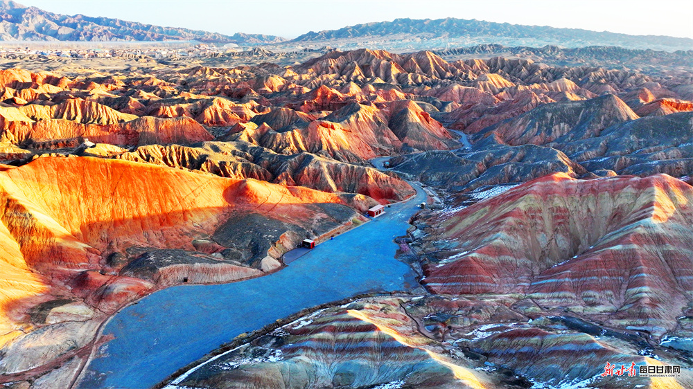 ������Ҵ ��ϼ����ײ����ɫ