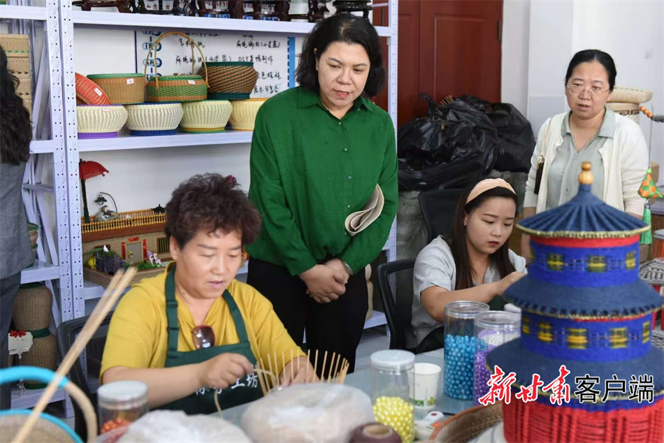 ��¤ԭ��ְ�ǡ�ȫ����ЭίԱ����ƽ�����������ײ� ��ǧ��ŵ��߽������˵���Ұ