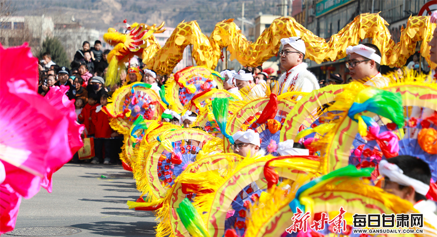 ͨμ���չ��ΪȺ�ڷ�������ʢ��