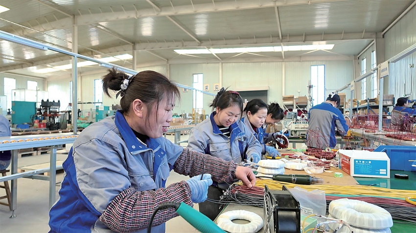 静宁：就业不用去远方 家乡就是好地方