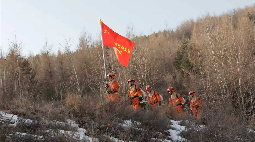 ����������¡ɽ��ǰפ������Բ�����