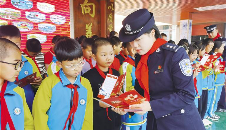 ��ǿ������ʶ ���ι�������  �����и�������ʵ��չȫ����Ұ�ȫ�����������