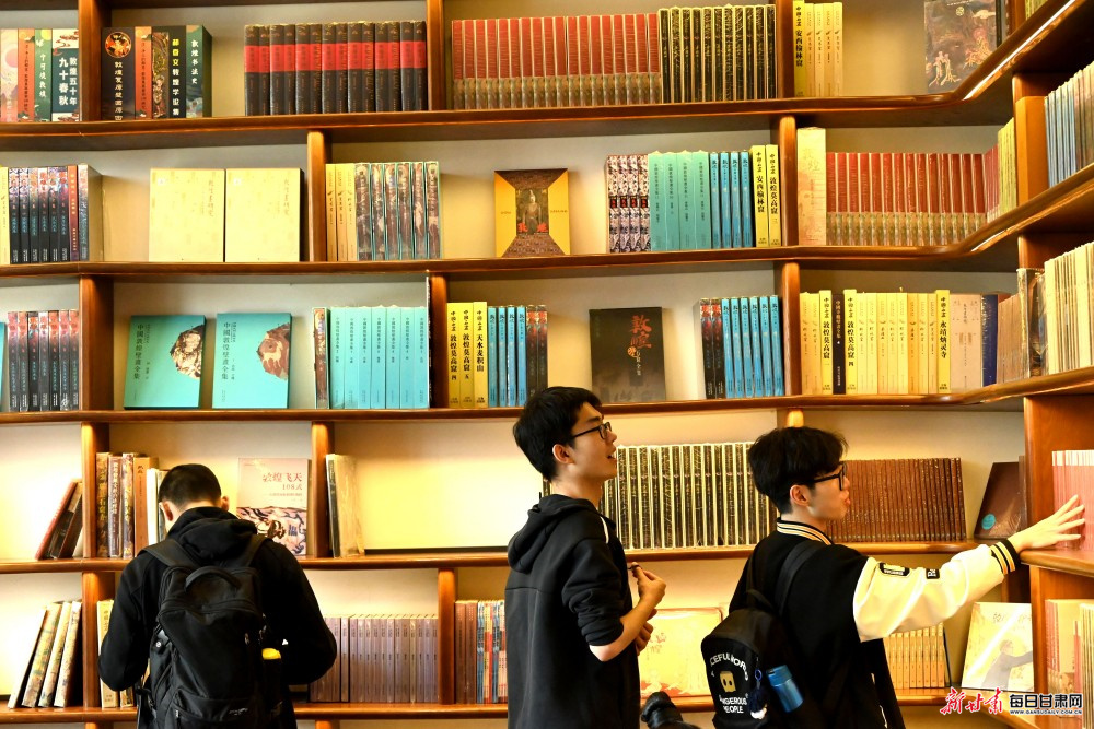 �ػ���ȫ���Ķ����������Ļ���Ƭ