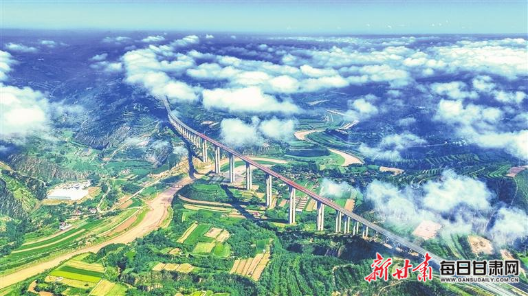 【深读·经济】交通破局 老区焕新——庆阳加快构建现代化综合交通体系观察
