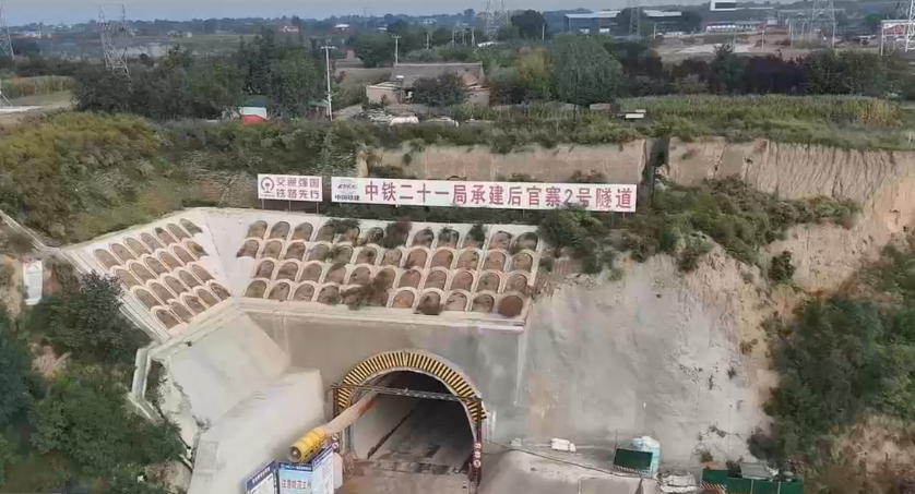 ƽ����·���կ2������˳����ͨ